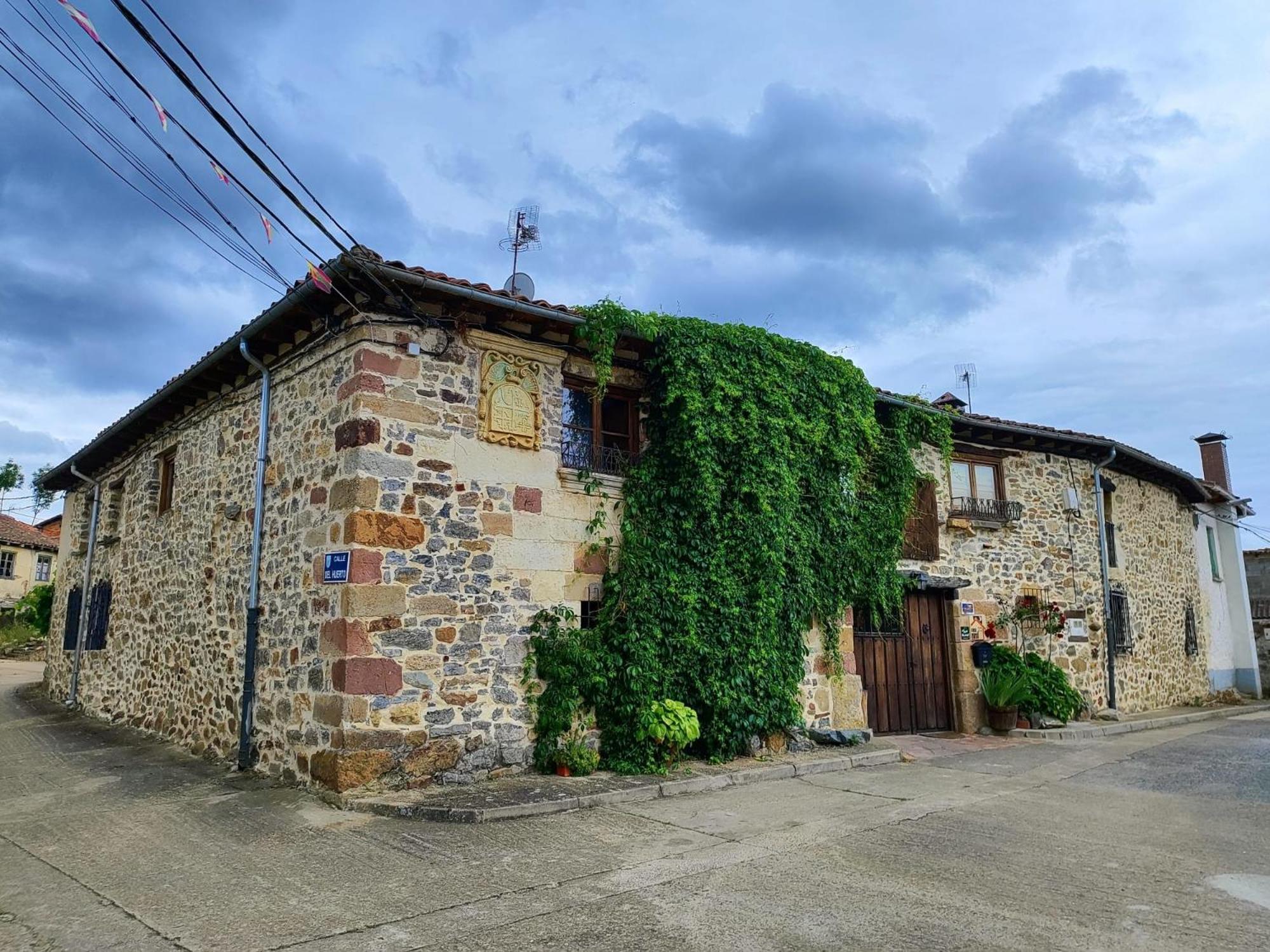 Casa Simon Cervera De Pisuerga Exterior foto